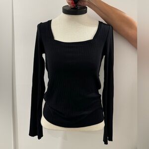 Pair of Gap long sleeve shirts